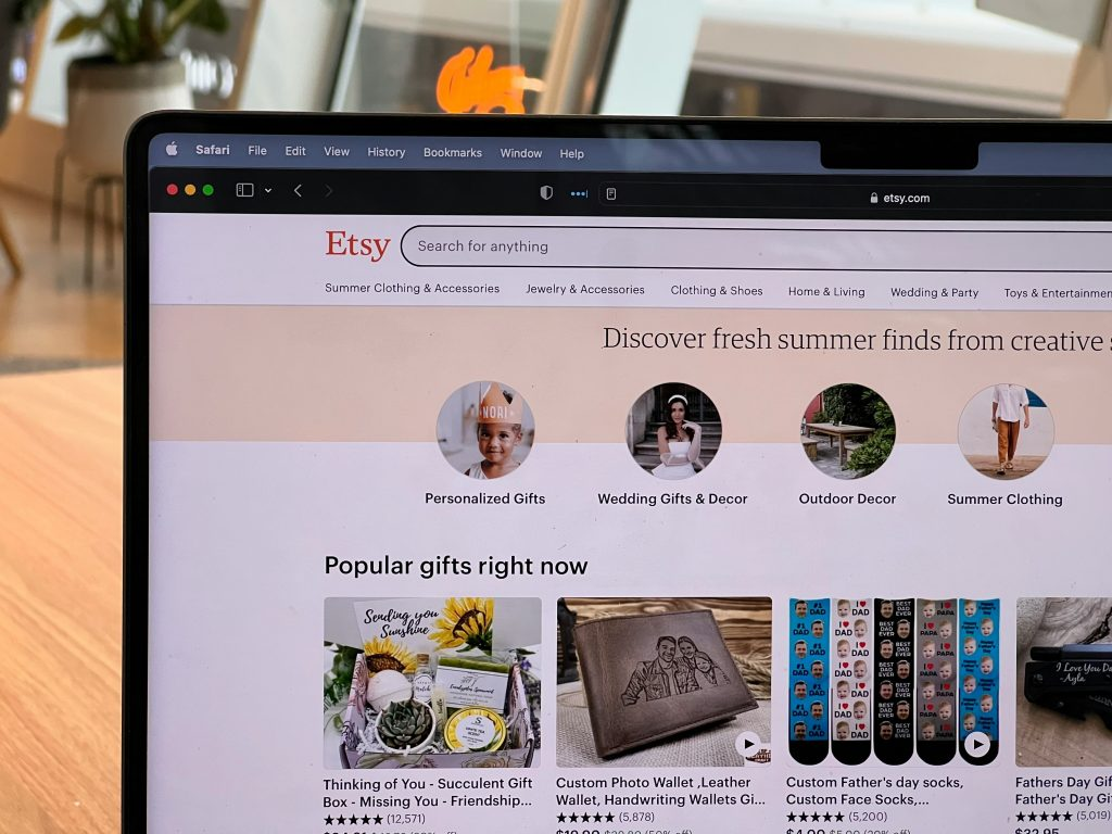easy passive income ideas, make money with etsy, sell digital products